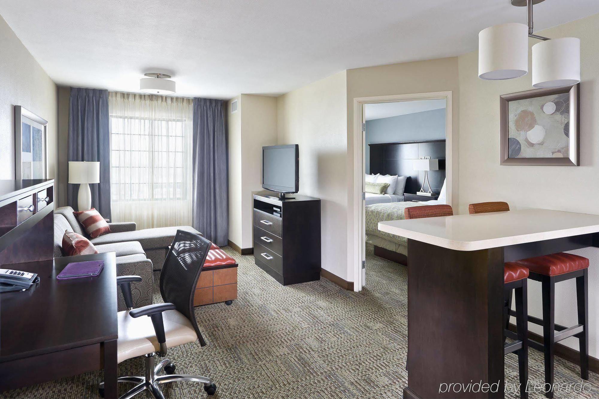 Hotel Staybridge Canton By Ihg