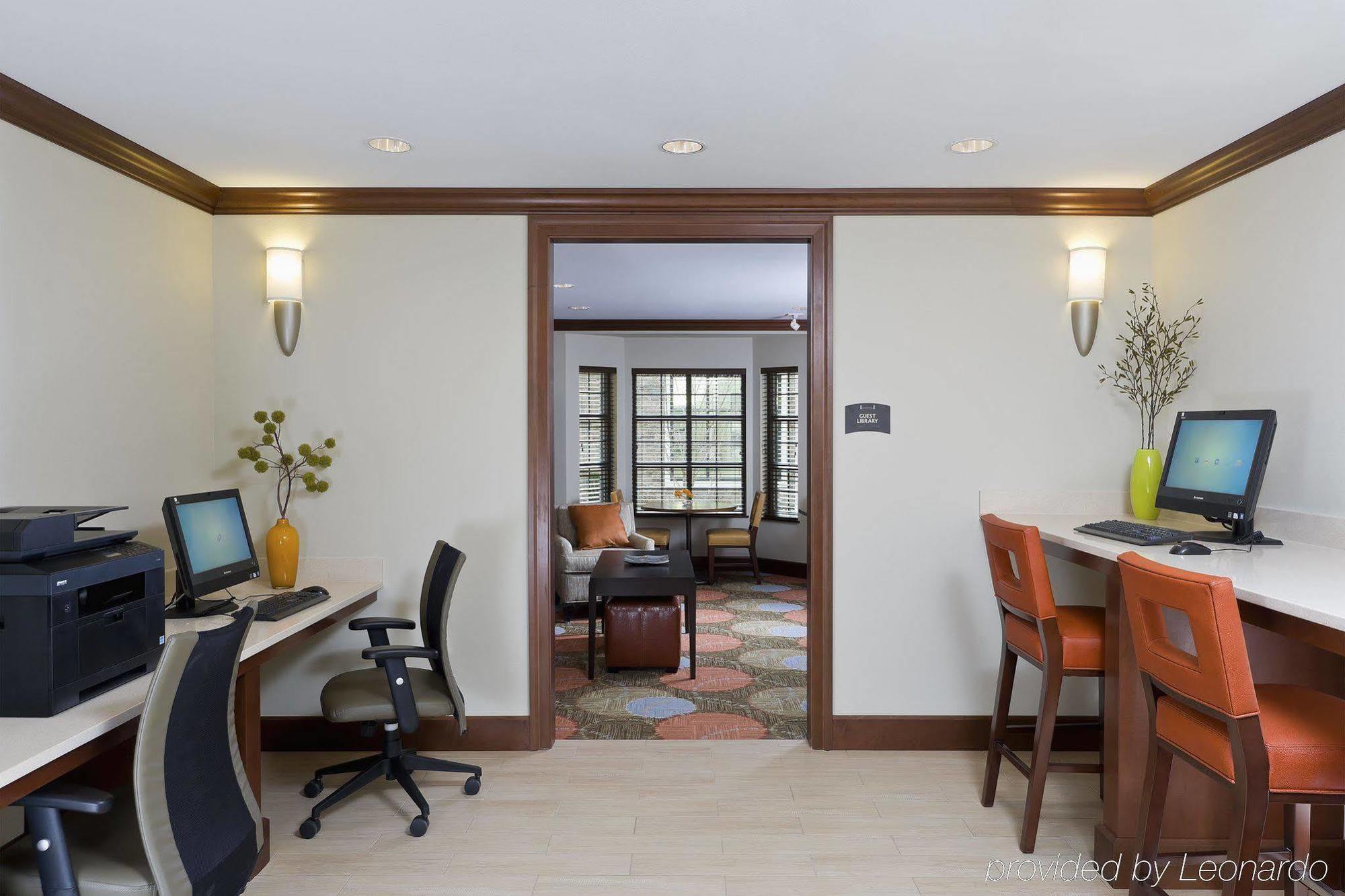 Staybridge Canton By Ihg 2* North Canton