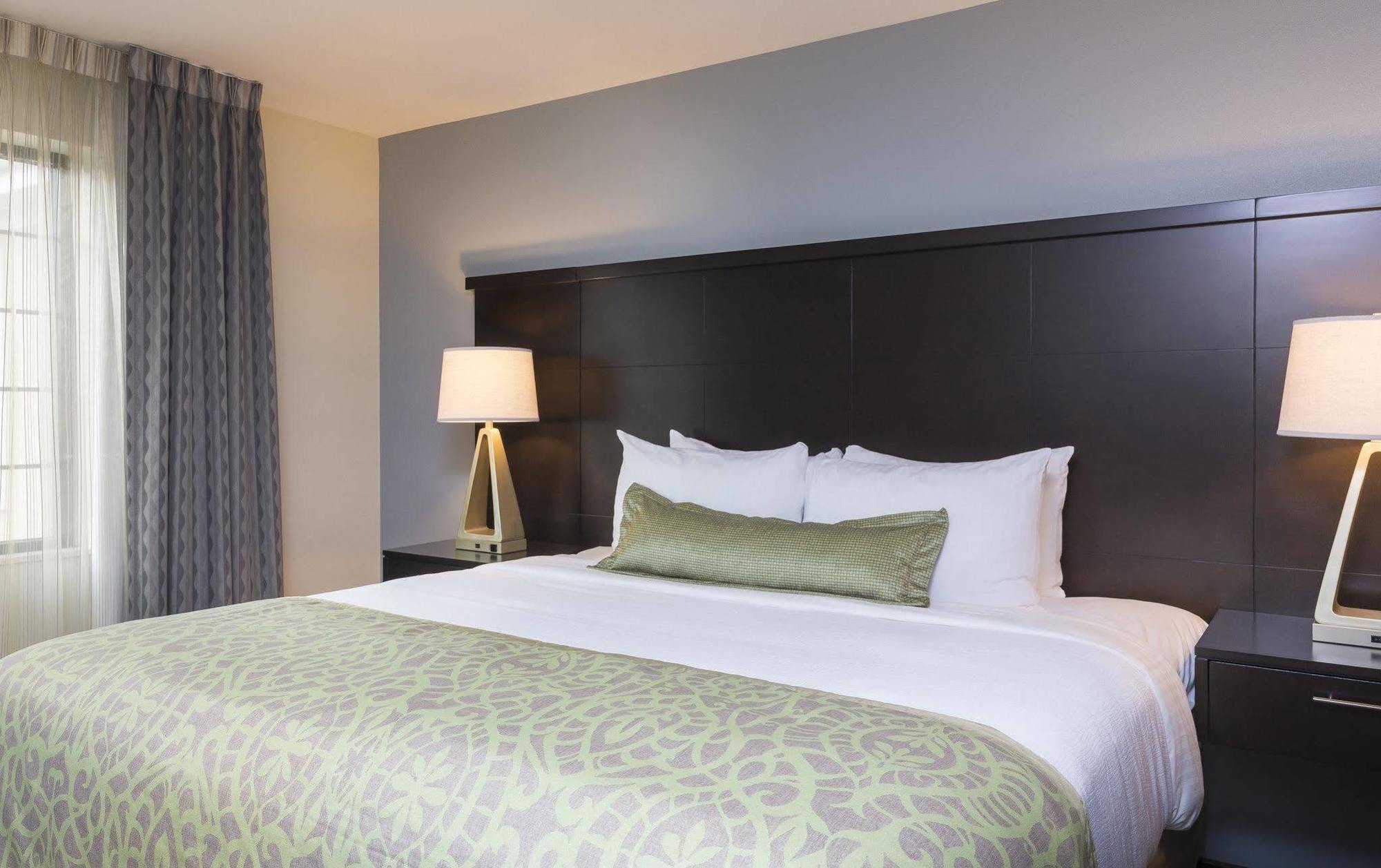 Staybridge Canton By Ihg Hotel
